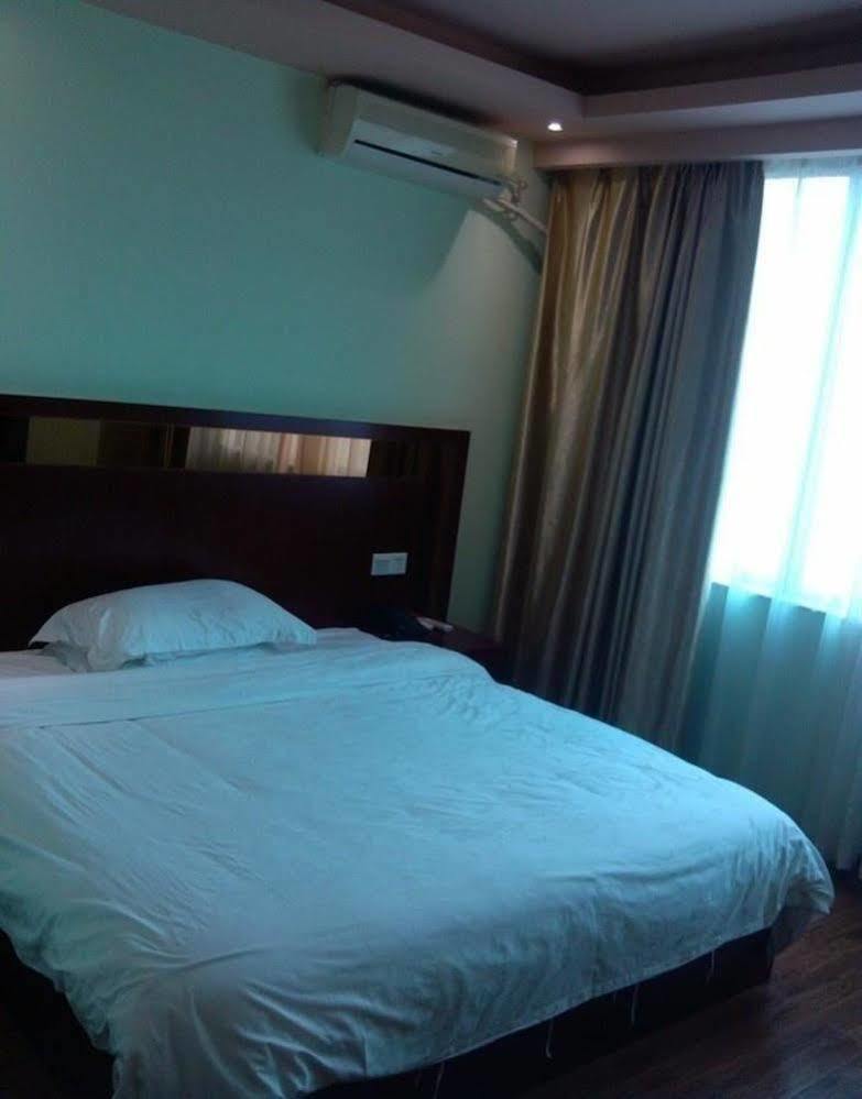 Zhanjiang Joyful Hotel Zhenhai  Экстерьер фото