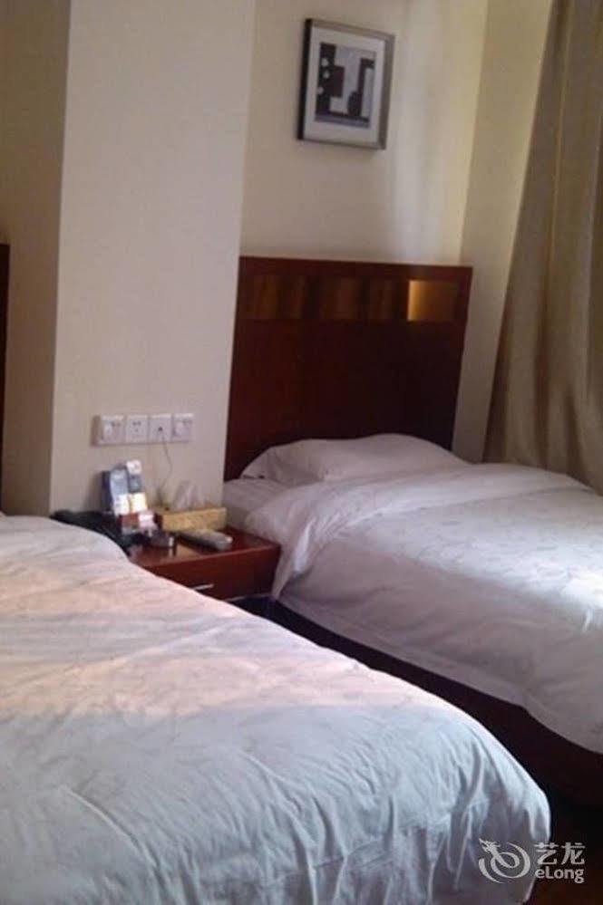 Zhanjiang Joyful Hotel Zhenhai  Экстерьер фото